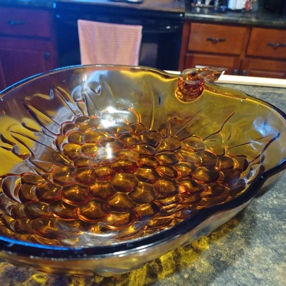 Vintage Indian Glass Amber fruit bowl - Picture 5 of 6